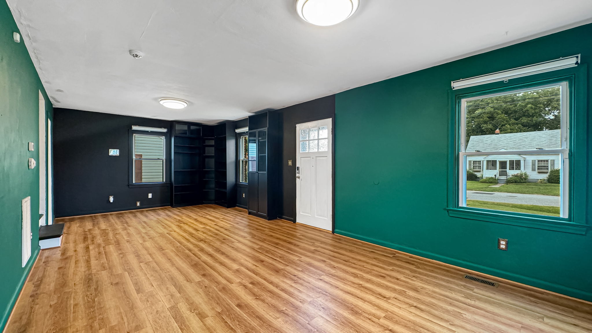 Property thumbnail image