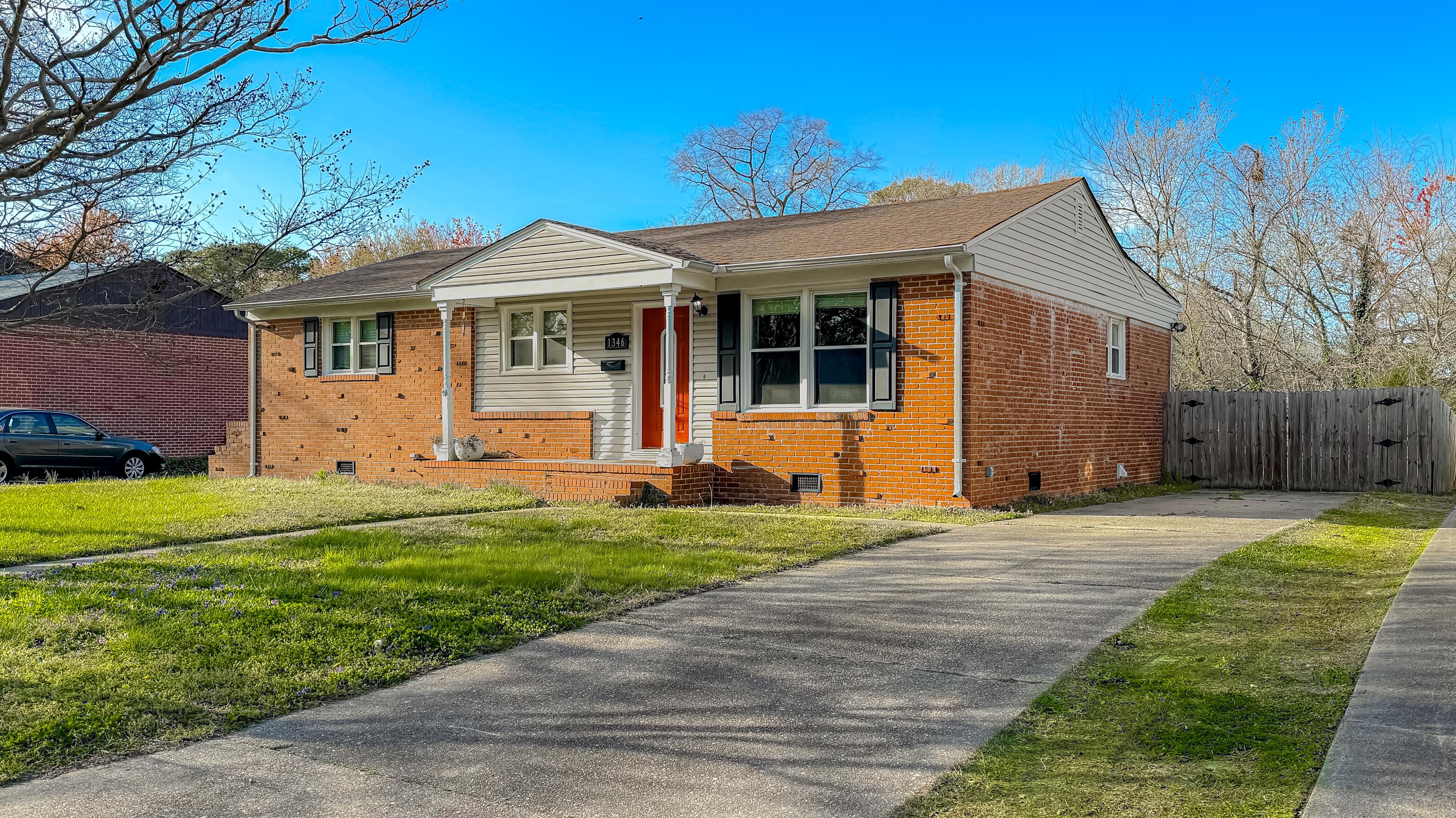 1346 Tallwood Street