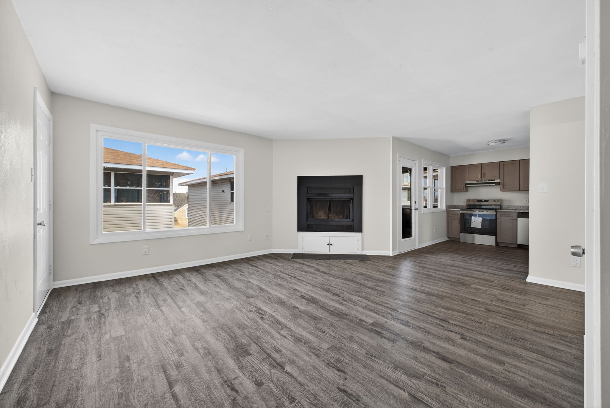 1415 East Ocean View Avenue - F