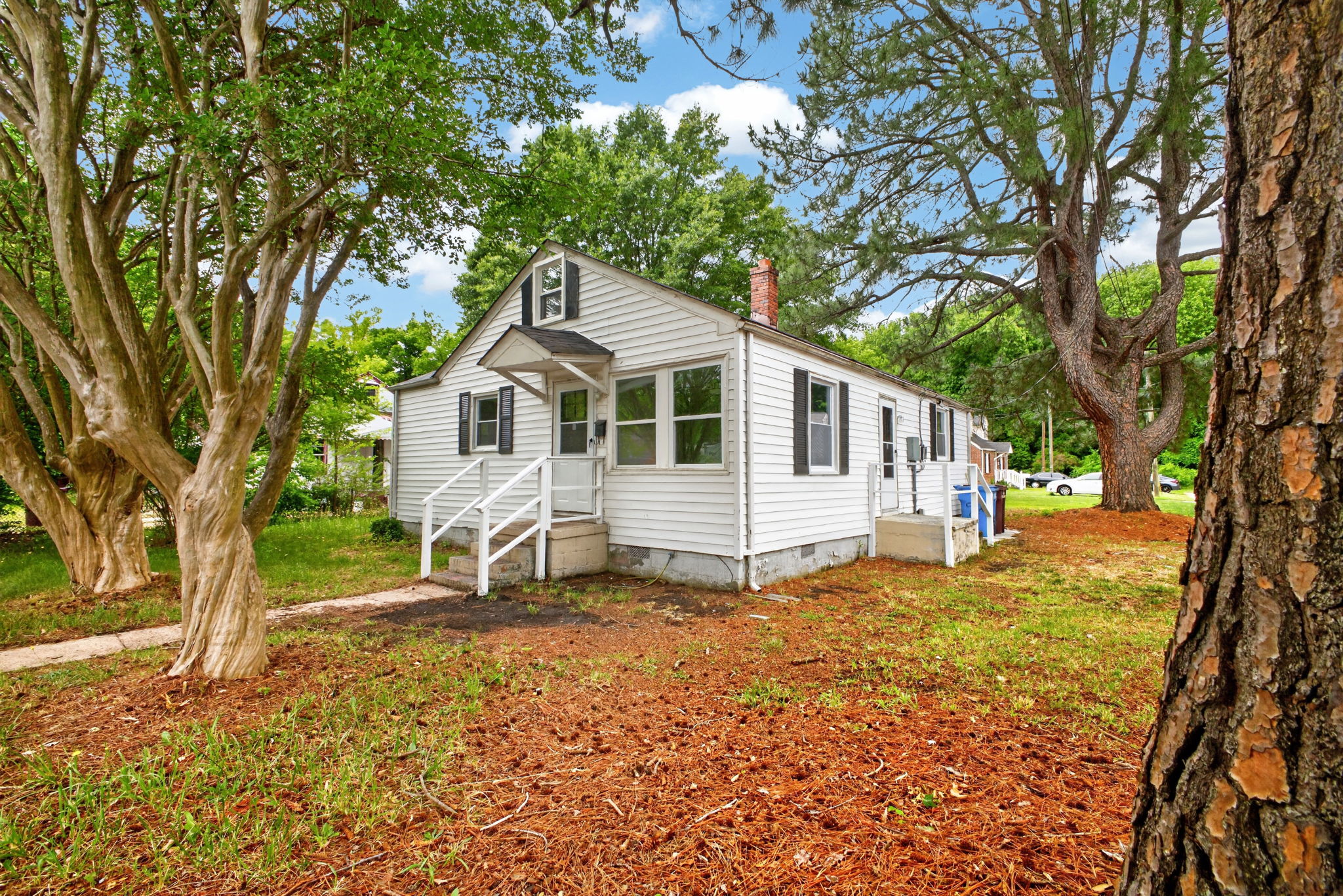 900 Partridge Ave.