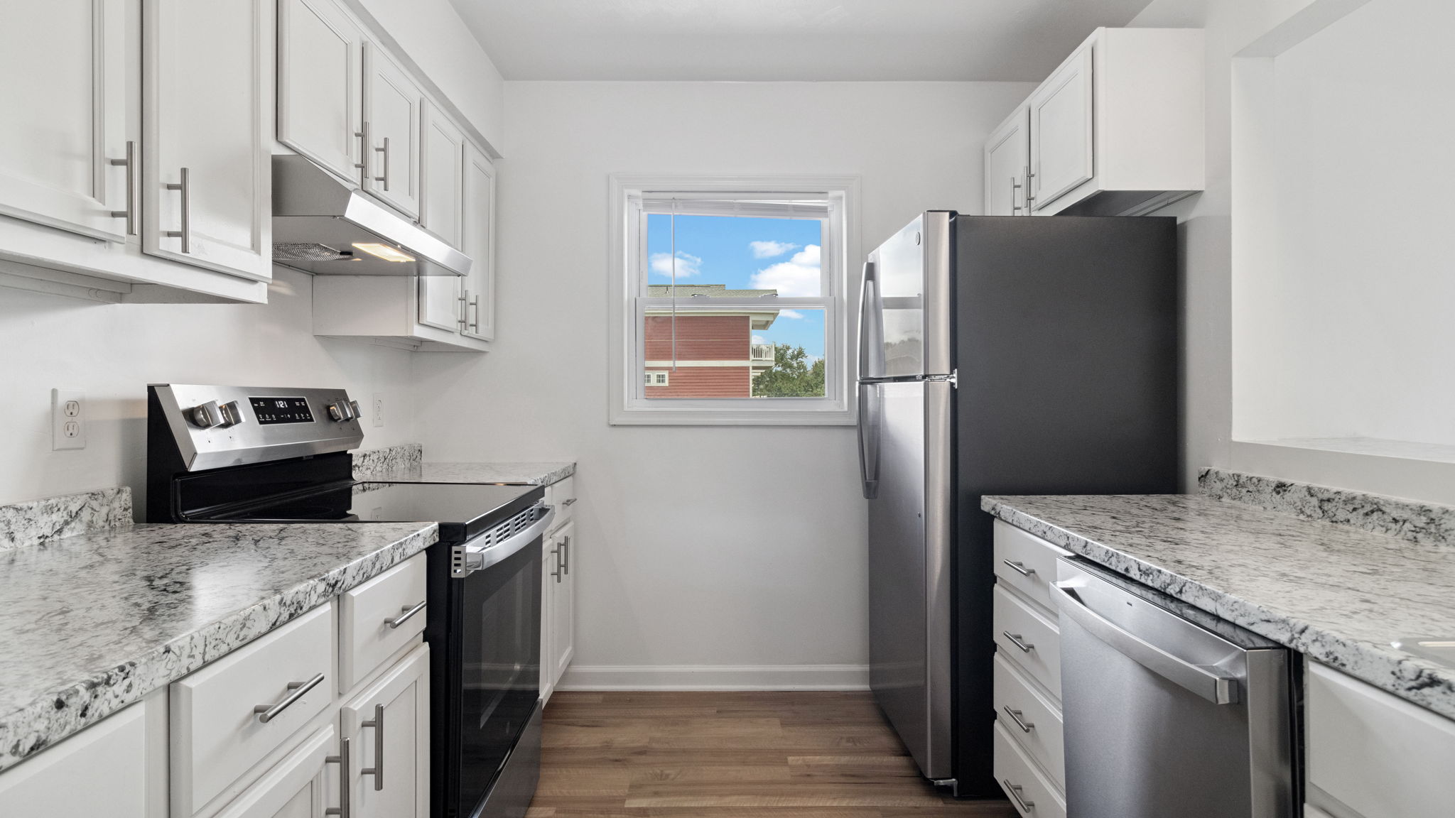 9527 3rd Bay Street - 6