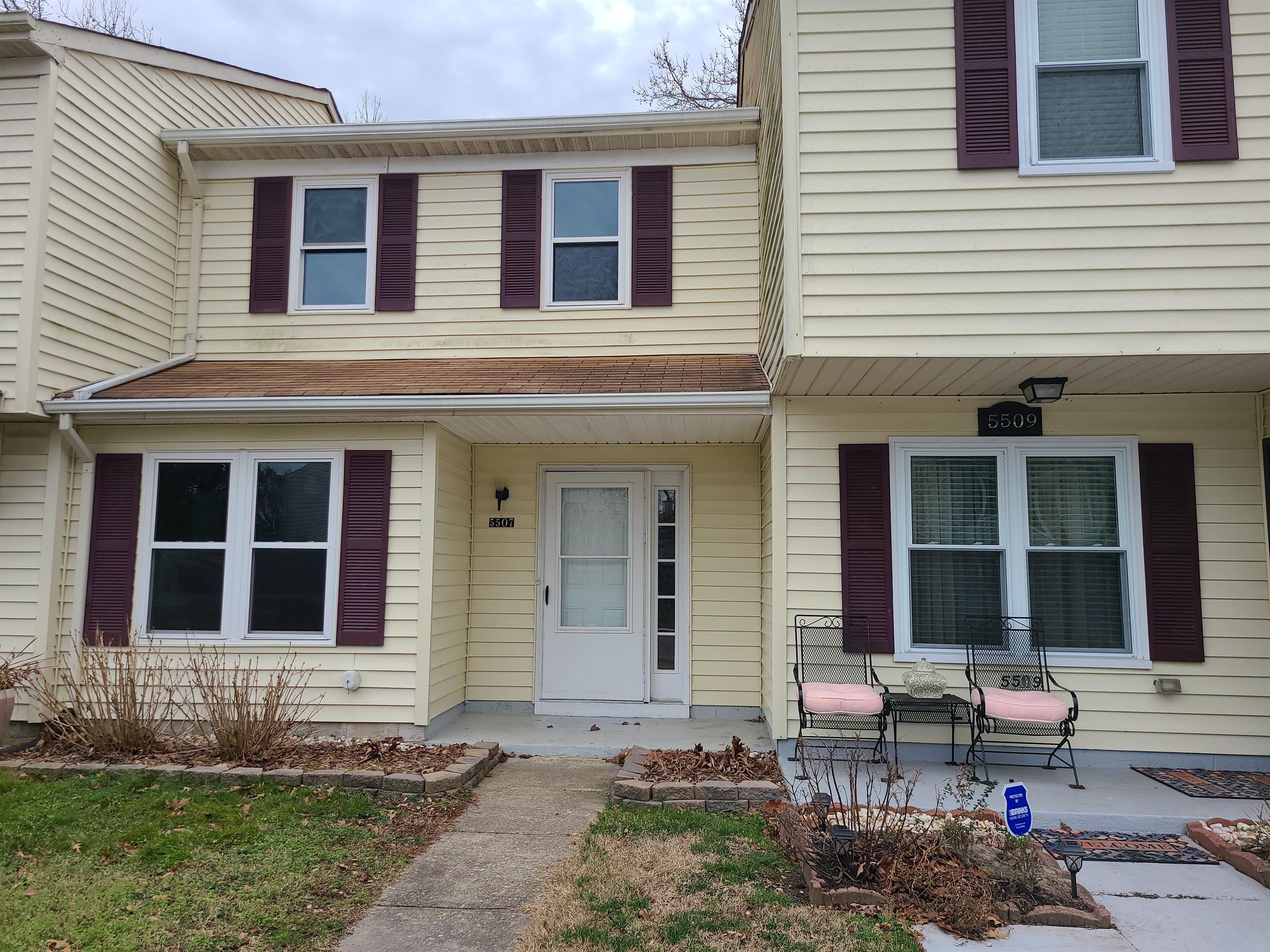 5507 Amhurst Court
