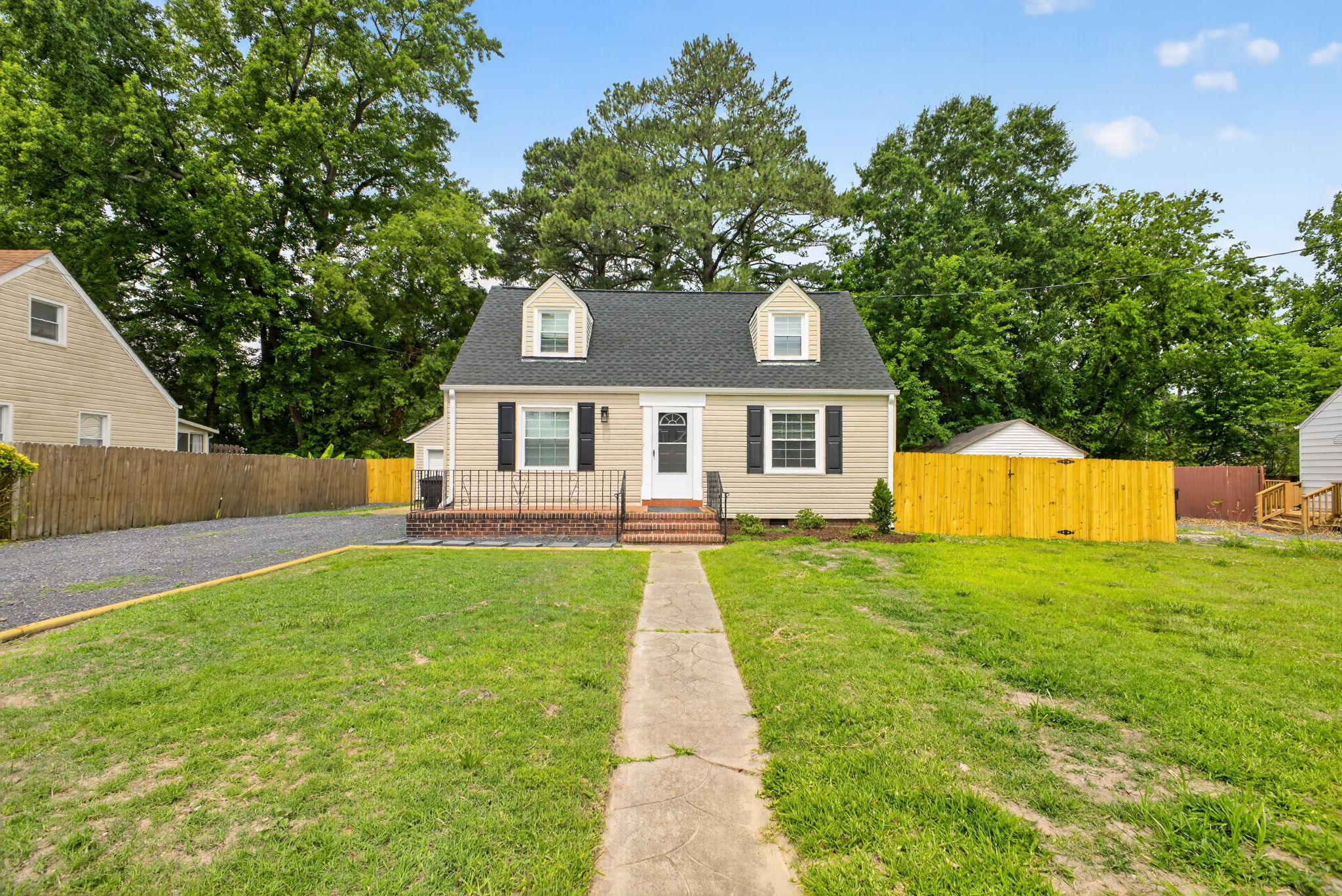Property main image
