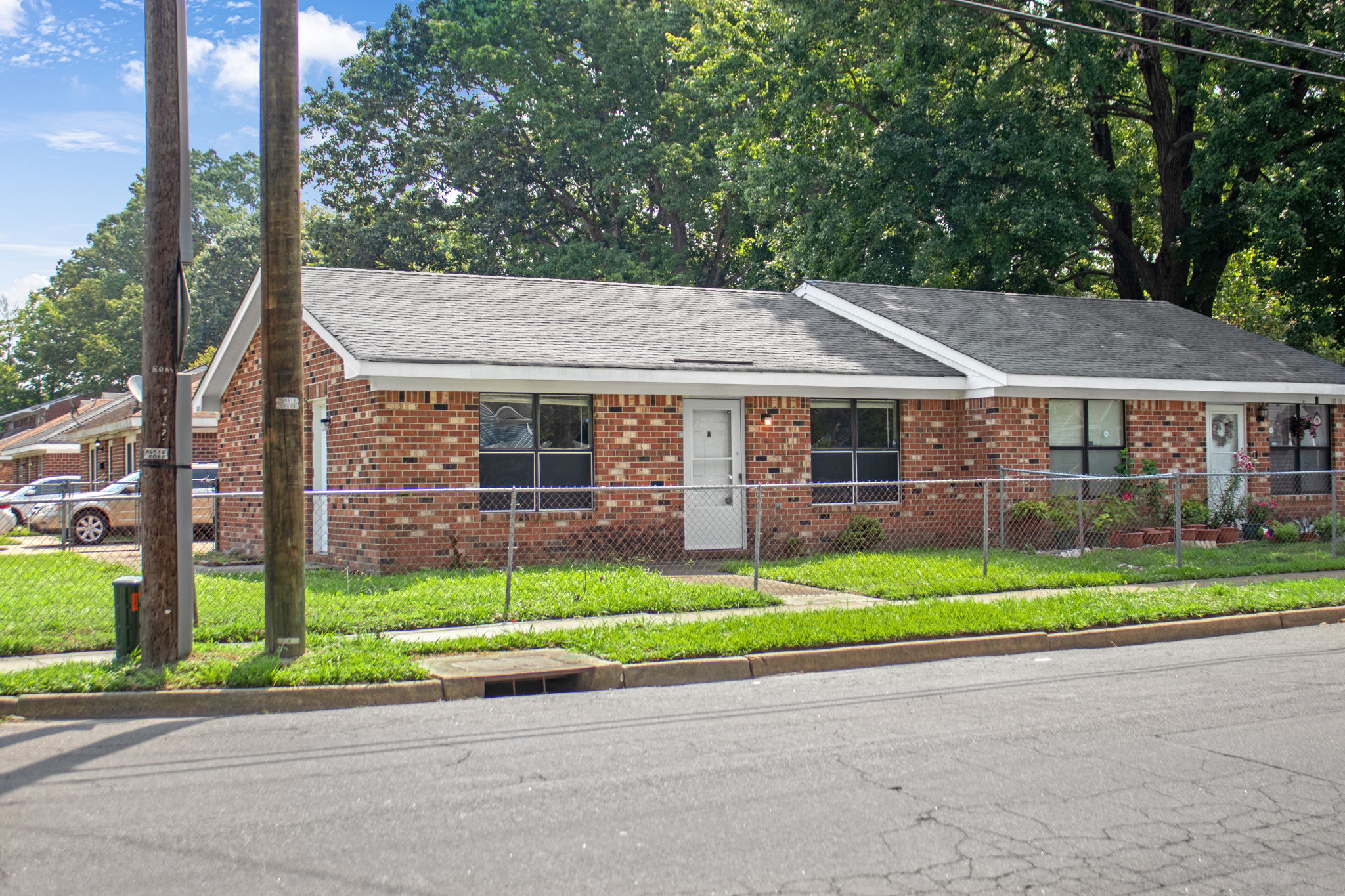 1401 Lois Lane Apt#A