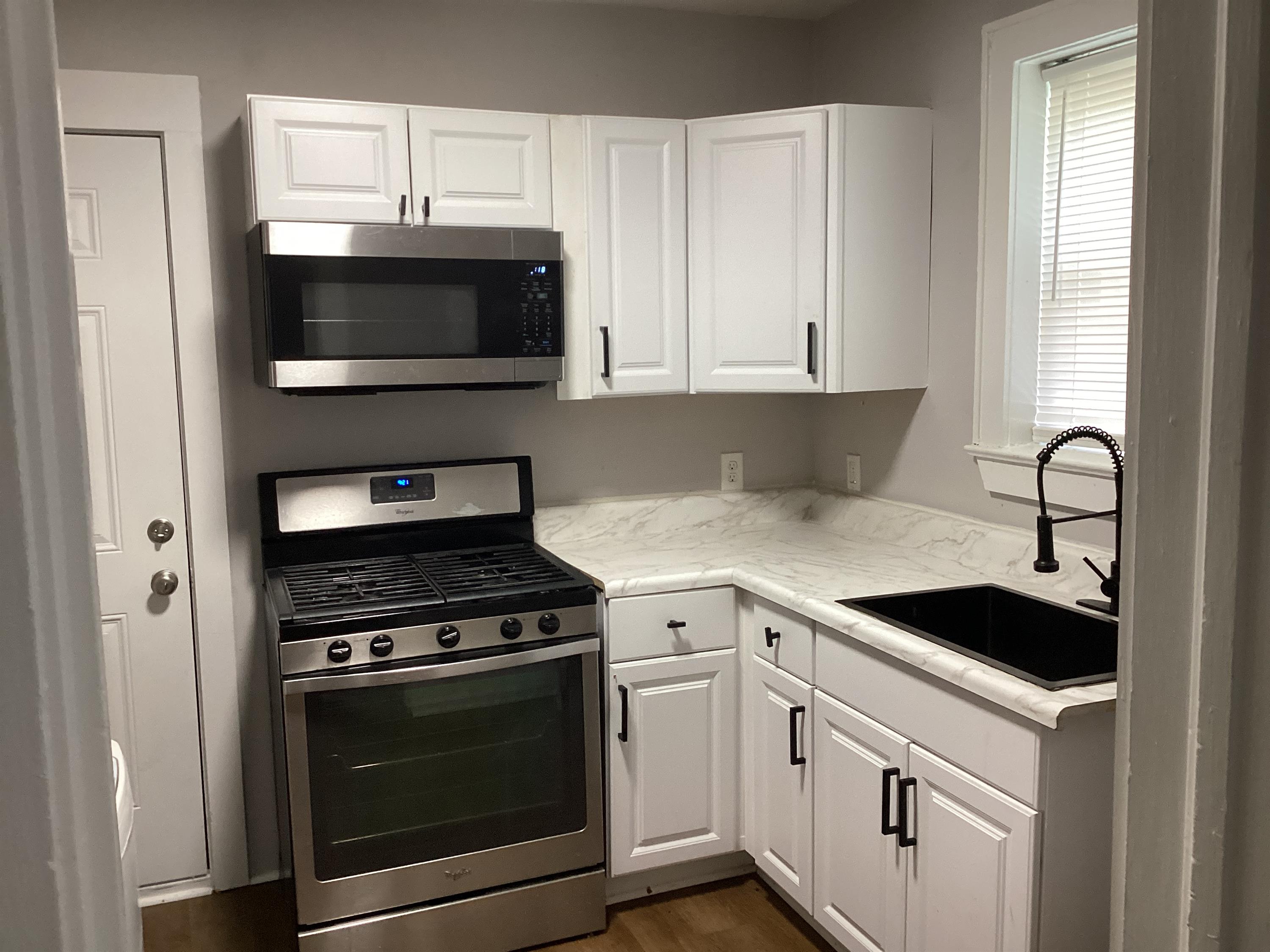 1201 Tallwood Street - 2