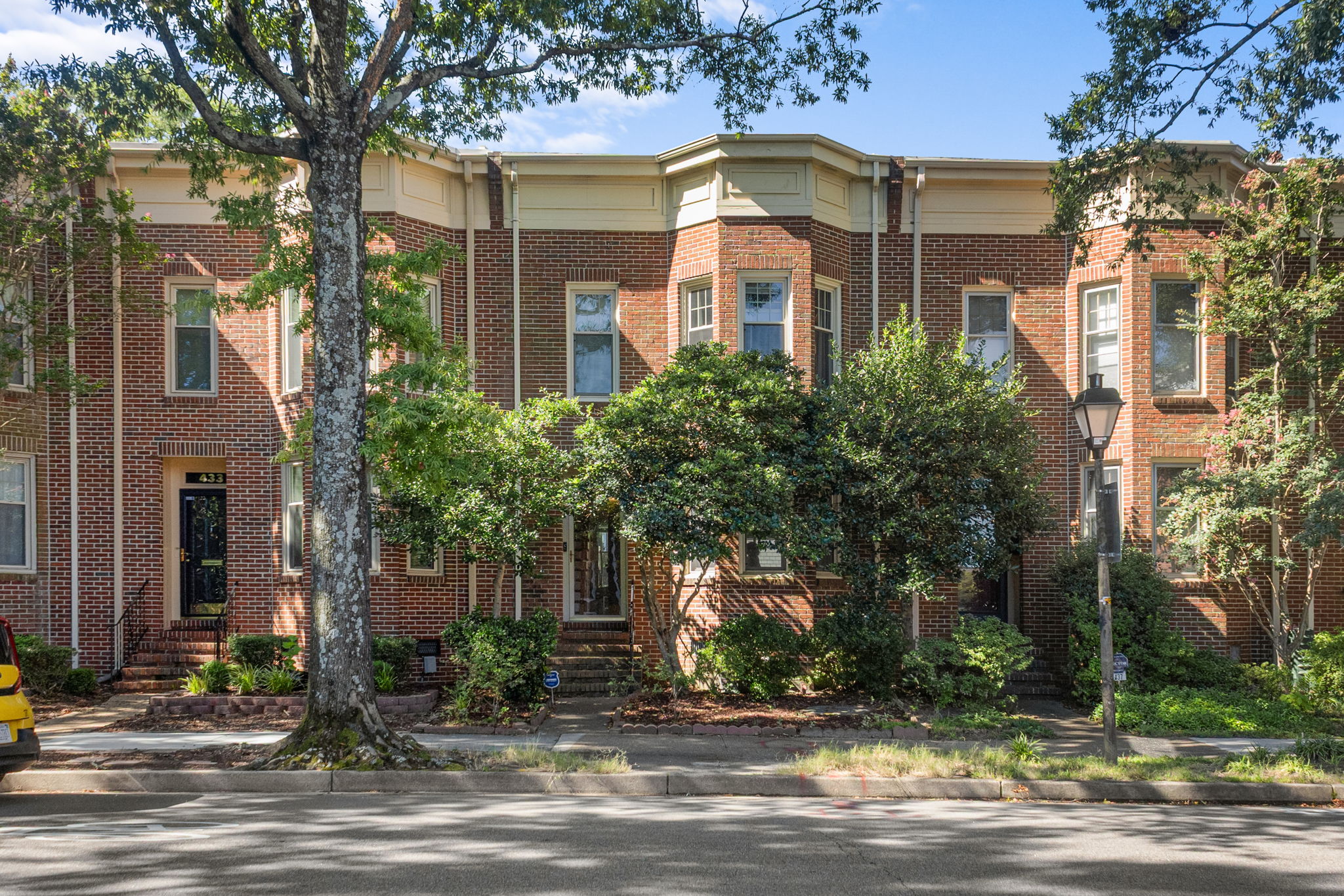 435 W Princess Anne Rd.